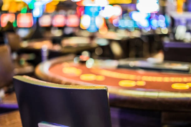 alba mobile app showing live-dealer table selection with blackjack, roulette, and Dragon Tiger options